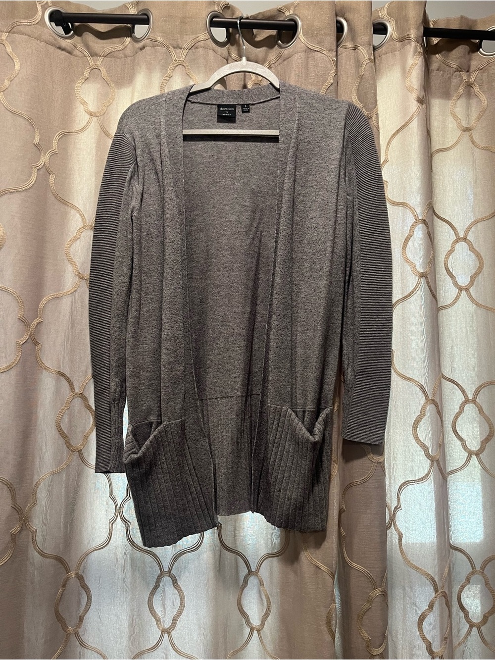 Cyrus Gray Open-Front Knit Cardigan with Pockets